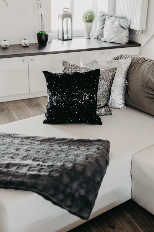 Apartament Rynek Pniewy Pniewy  Esterno foto